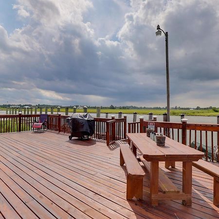 Oceanfront Milford Home With View And Boat Access 外观 照片