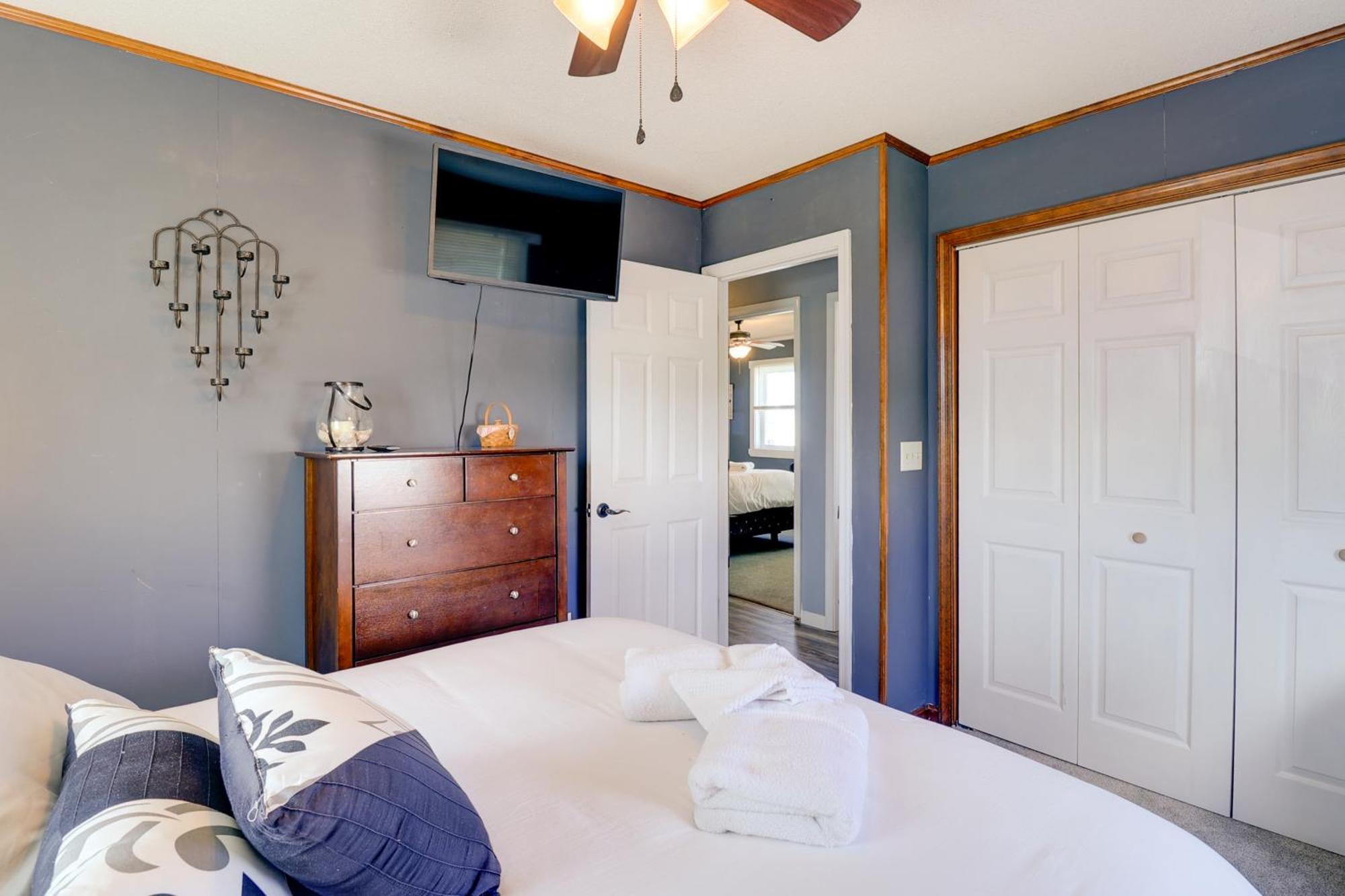 Oceanfront Milford Home With View And Boat Access 外观 照片