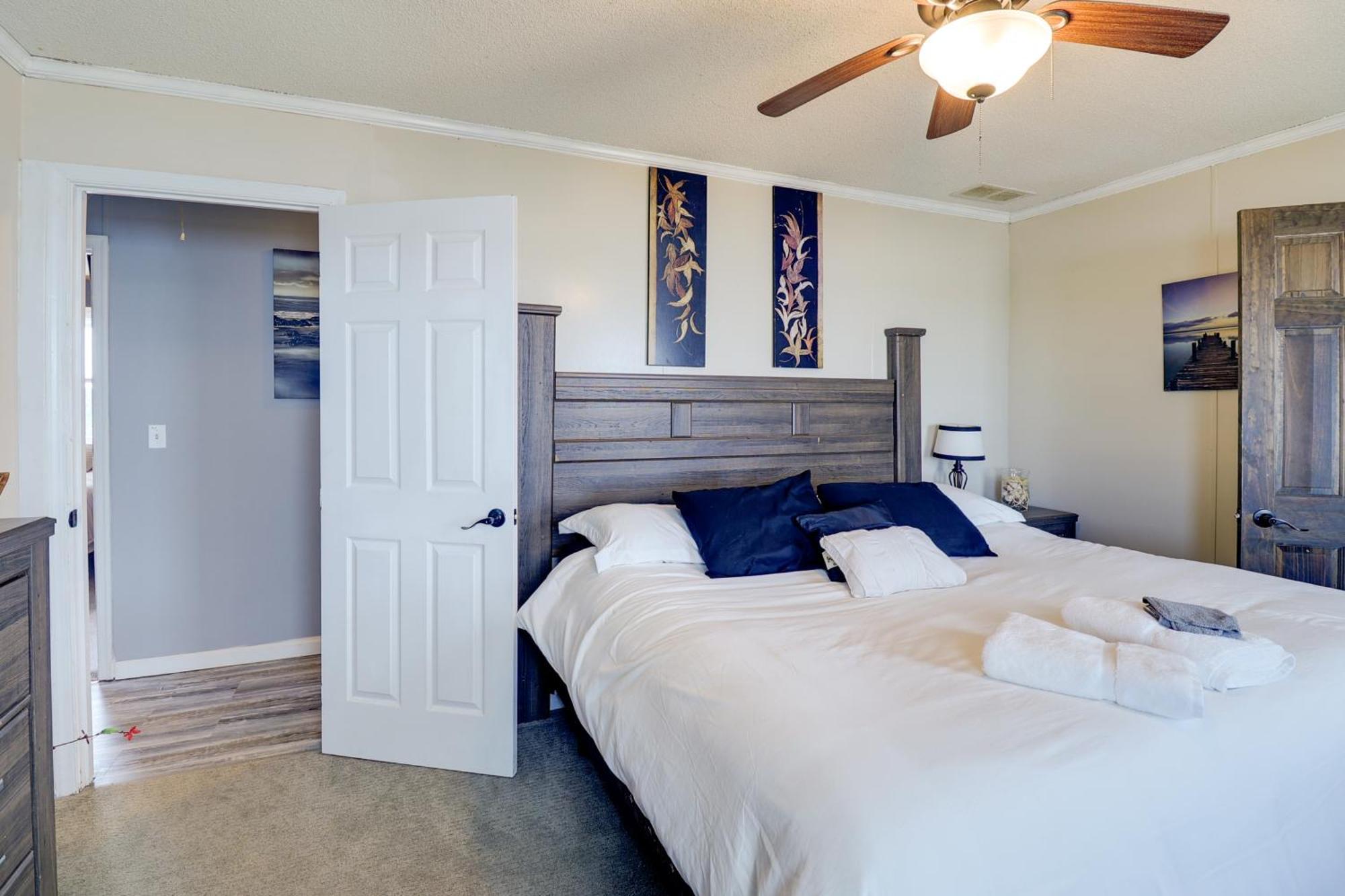 Oceanfront Milford Home With View And Boat Access 外观 照片