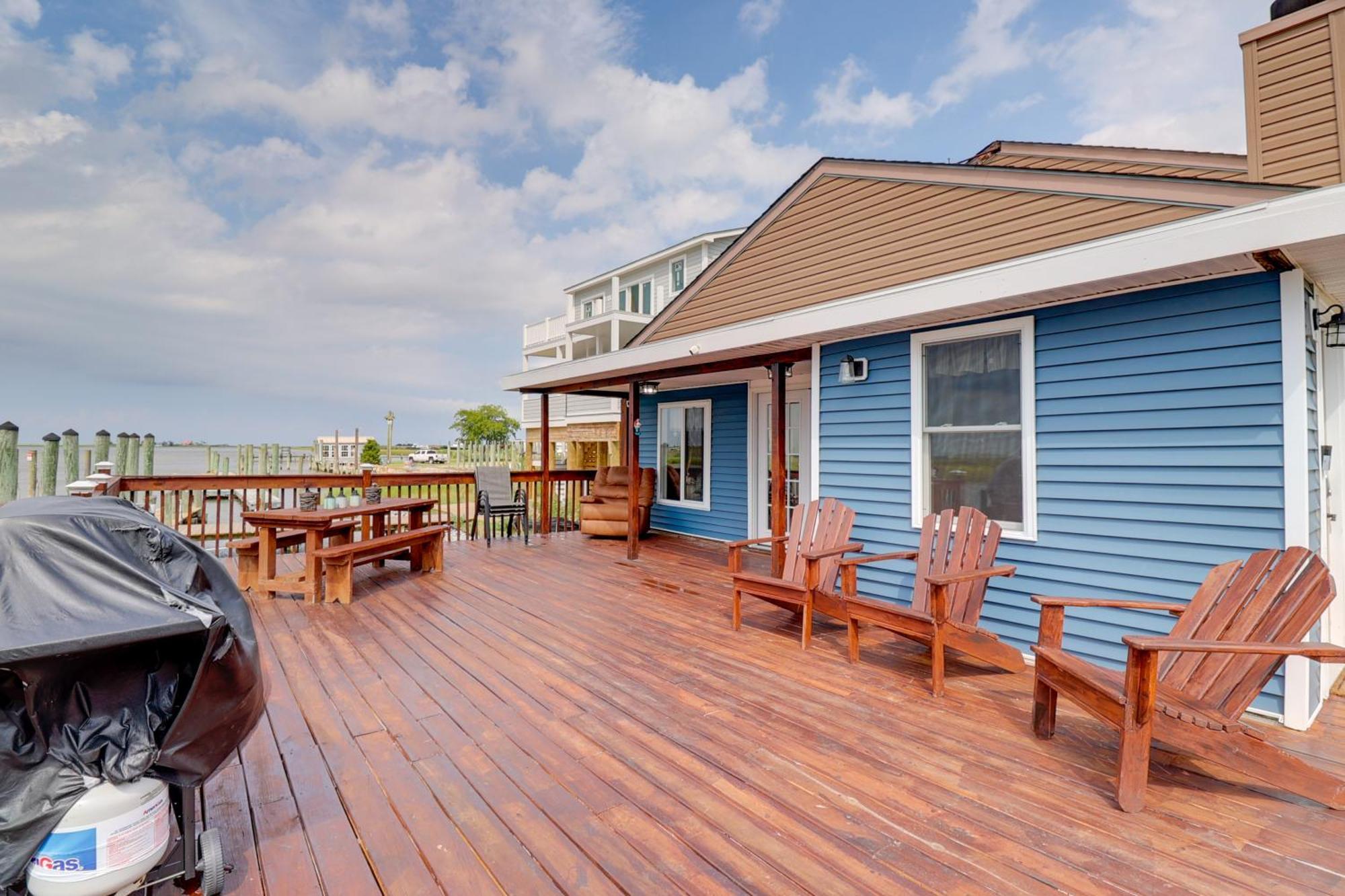 Oceanfront Milford Home With View And Boat Access 外观 照片